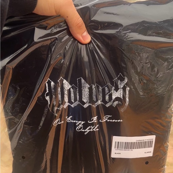 DARC SPORT X SPIDER-MAN X CARNAGE “P” HOODIE - Picture 8 of 10